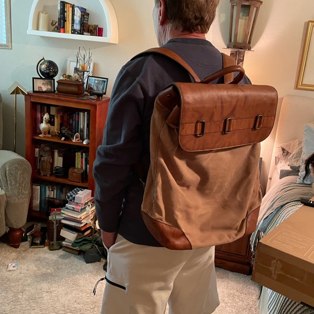 Handsome Men/Women 100% Full Grain Leather and Waxed Canvas Steamer Backpack